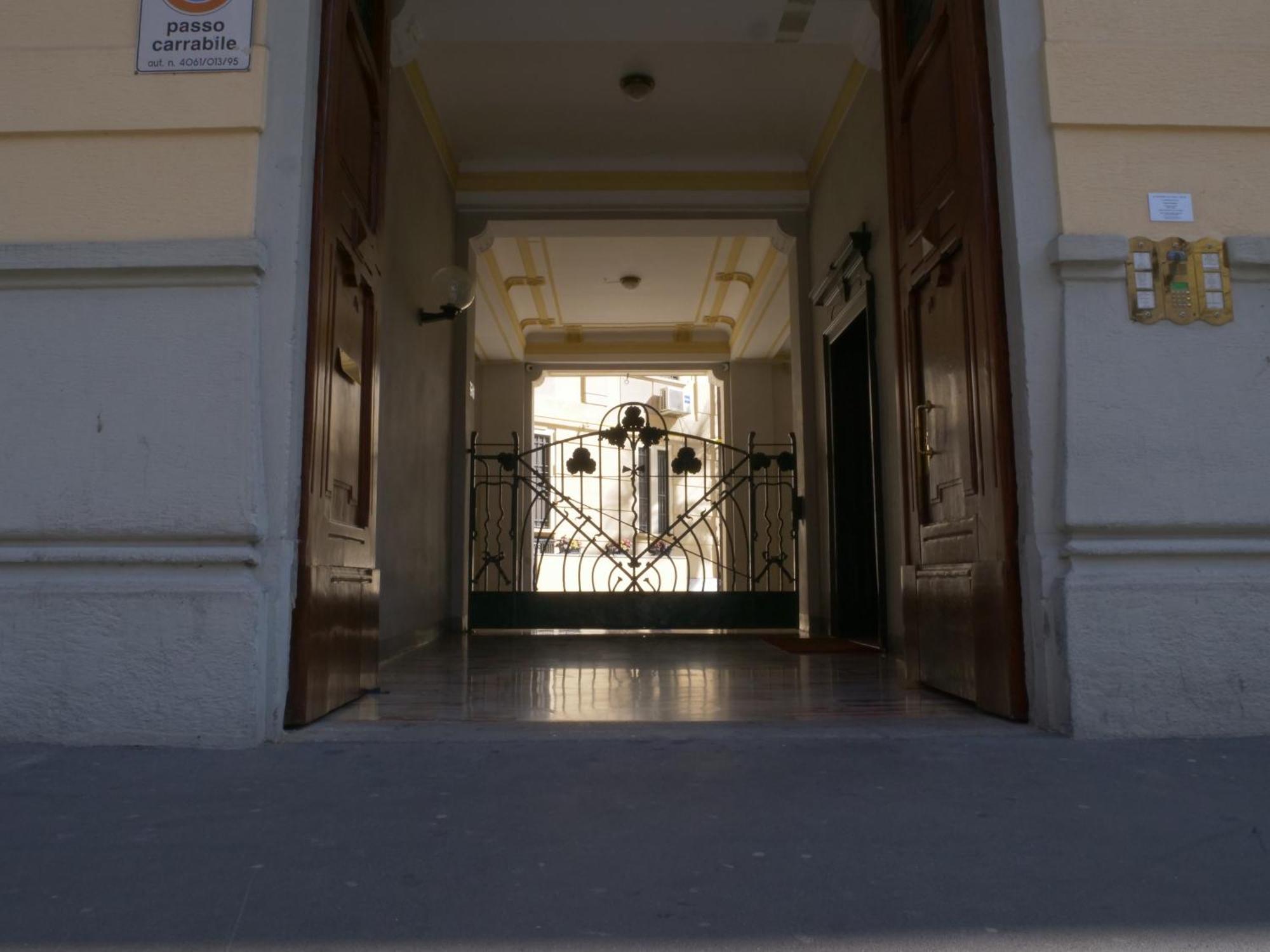 Wonderful Downtown Apartment-Hd Netflix, King-Size Bed, Two Minutes' Walk From Metro Mediolan Zewnętrze zdjęcie